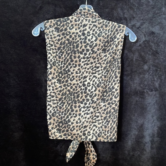 🌺 MILEAGE top - Picture 3 of 6